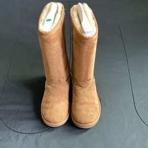 Women’s uggs